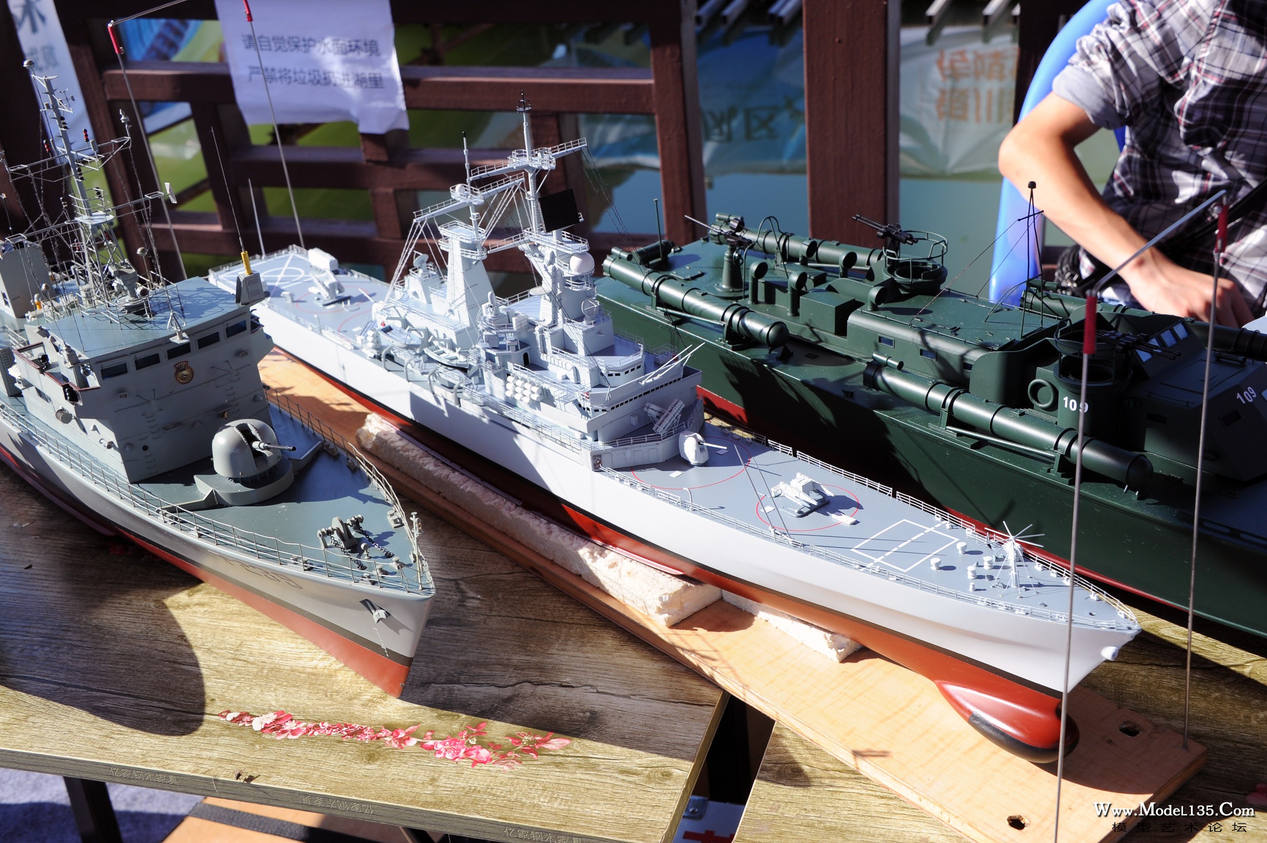 广州队F2A阿肯色号巡洋舰模型.jpg