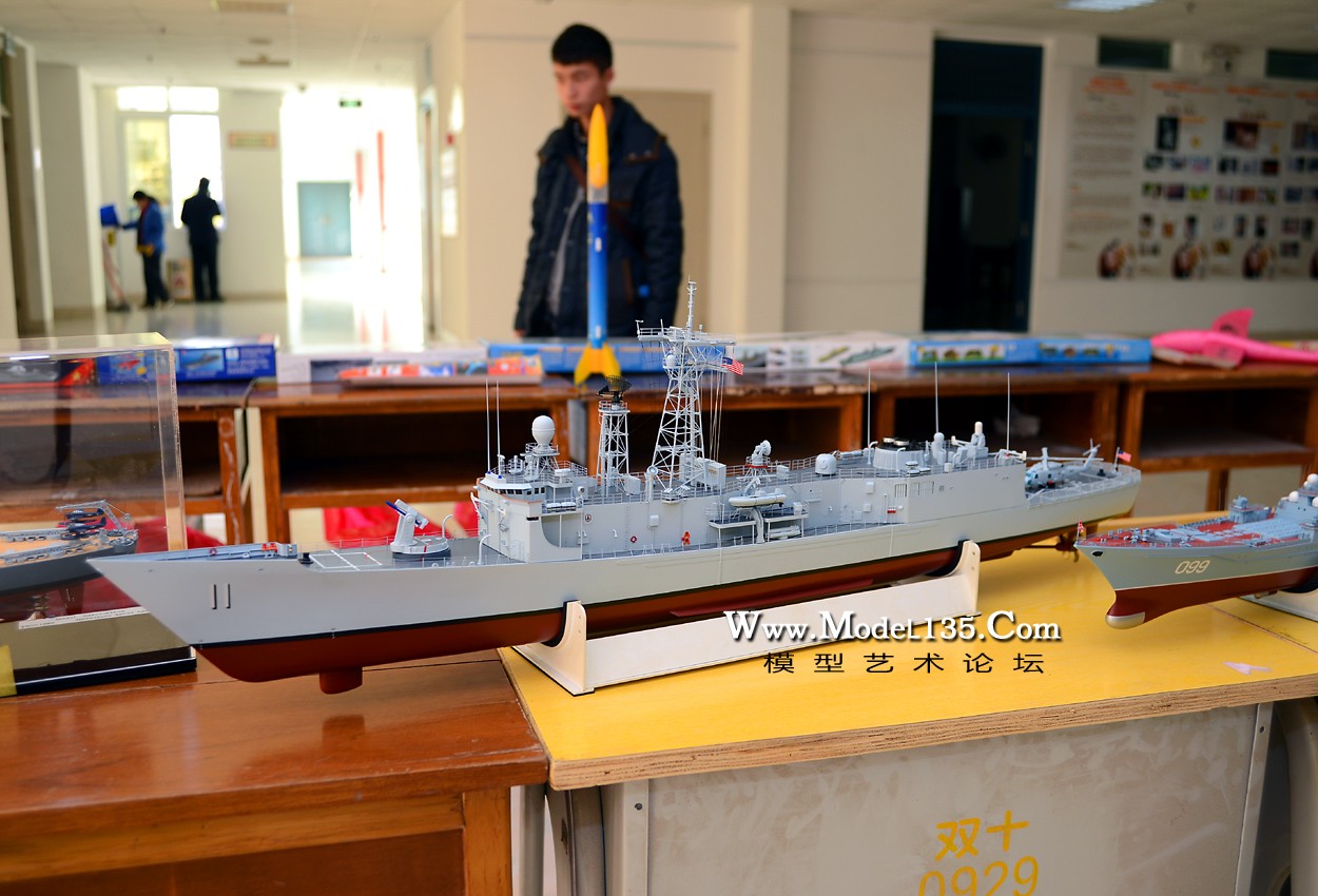 克拉克号护卫舰模型